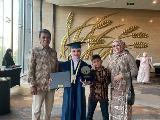 Kisah Carissa Tibia, Mahasiswa Magister Sains Manajemen ITB Raih IPK 4 dan Publikasi Jurnal Scopus Q1 Kisah Carissa Tibia, Mahasiswa Magister Sains Manajemen ITB Raih IPK 4 dan Publikasi Jurnal Scopus Q1