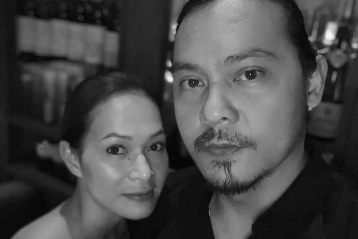 Istri Isyaratkan Berpisah, Rumah Tangga Stevie Item Bermasalah? Istri Isyaratkan Berpisah, Rumah Tangga Stevie Item Bermasalah?