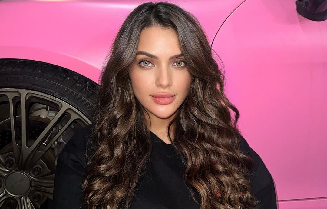 Biodata dan Agama Sarah Ahmad, Selebgram Cantik yang Diselingkuhi Pesepak Bola Nurhidayat dengan LC Biodata dan Agama Sarah Ahmad, Selebgram Cantik yang Diselingkuhi Pesepak Bola Nurhidayat dengan LC