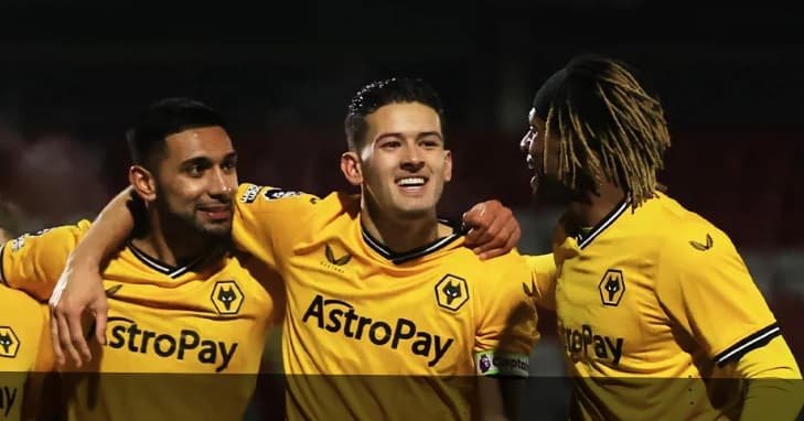 Calon Pemain Timnas Indonesia Justin Hubner Bantu Wolverhampton U-21 Bantai OGC Nice U-21 Calon Pemain Timnas Indonesia Justin Hubner Bantu Wolverhampton U-21 Bantai OGC Nice U-21