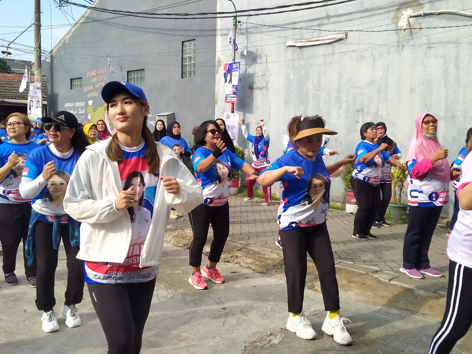 Perindo Gelar Senam Bersama dan Pemeriksaan Kesehatan Gratis di Taman Cibodas Tangerang Perindo Gelar Senam Bersama dan Pemeriksaan Kesehatan Gratis di Taman Cibodas Tangerang