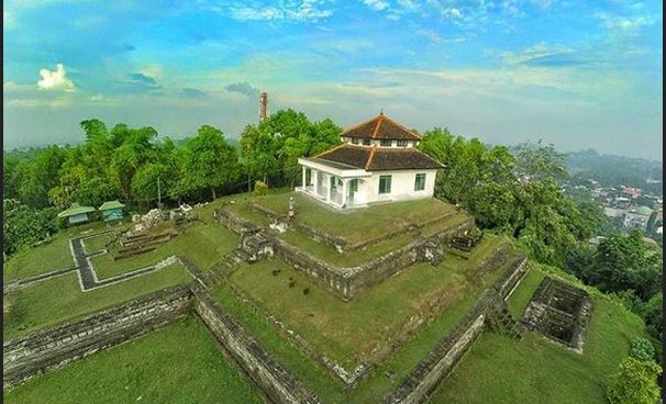 Kisah Tragis Putra Sunan Giri yang Dihukum Mati Kisah Tragis Putra Sunan Giri yang Dihukum Mati