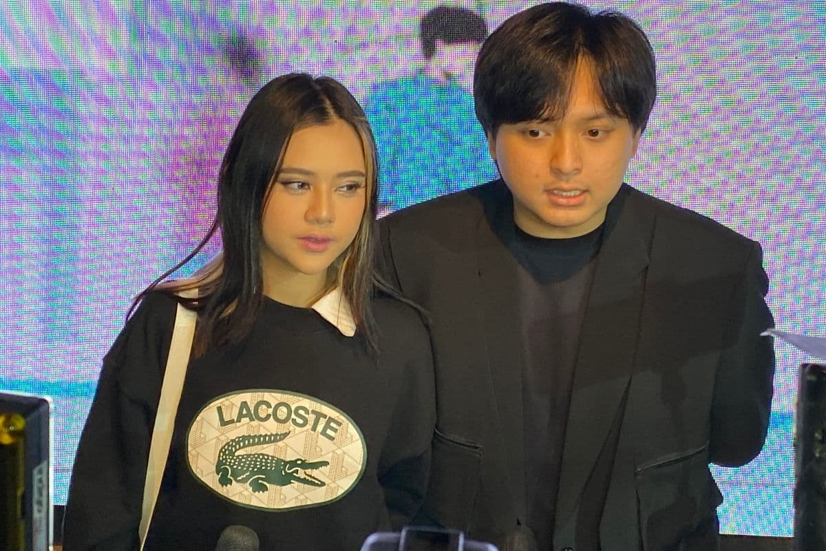 Arsy Widianto dan Ziva Magnolya Rilis Lagu Hujan, Dibuat 5 Menit Arsy Widianto dan Ziva Magnolya Rilis Lagu Hujan, Dibuat 5 Menit