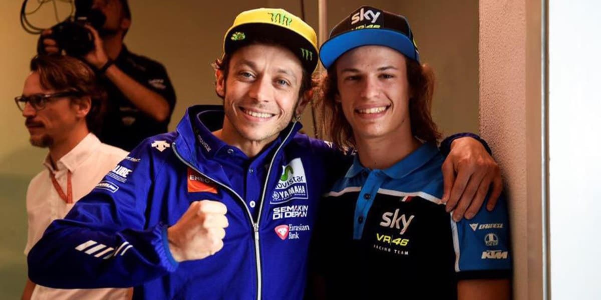 Kisah Nicolo Bulega, Mantan Murid Valentino Rossi yang Kena Mental Gara-Gara Dituntut Jadi Juara MotoGP Kisah Nicolo Bulega, Mantan Murid Valentino Rossi yang Kena Mental Gara-Gara Dituntut Jadi Juara MotoGP