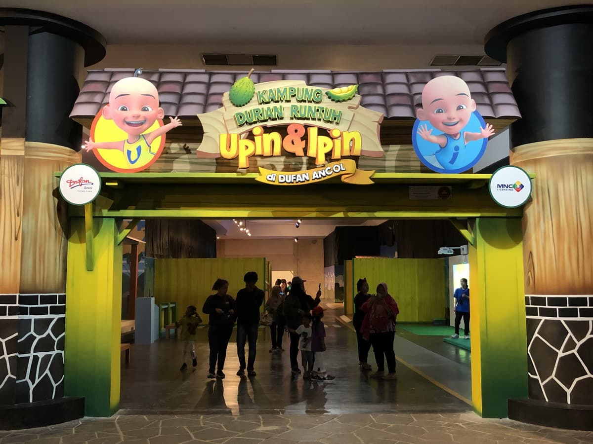 Kampung Durian Runtuh Upin & Ipin Hadir di Dufan Ancol hingga 31 Januari 2024 Kampung Durian Runtuh Upin & Ipin Hadir di Dufan Ancol hingga 31 Januari 2024