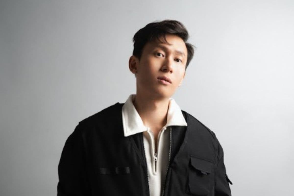 Mengenal Winston Gomez, Fotografer di Balik Foto-Foto Luar Biasa Selebriti Tanah Air Mengenal Winston Gomez, Fotografer di Balik Foto-Foto Luar Biasa Selebriti Tanah Air