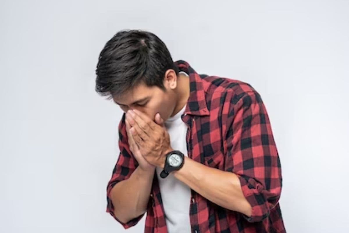 Kenapa Bapak-Bapak Bersinnya Keras? Simak Beberapa Mitos dan Faktanya Kenapa Bapak-Bapak Bersinnya Keras? Simak Beberapa Mitos dan Faktanya