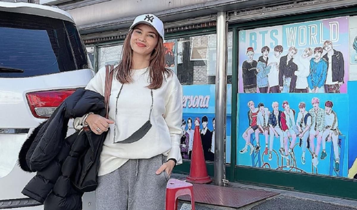 Profil dan Potret Sheren Regina, Artis Cilik 90-an Mantan Pacar Eza Yayang Profil dan Potret Sheren Regina, Artis Cilik 90-an Mantan Pacar Eza Yayang