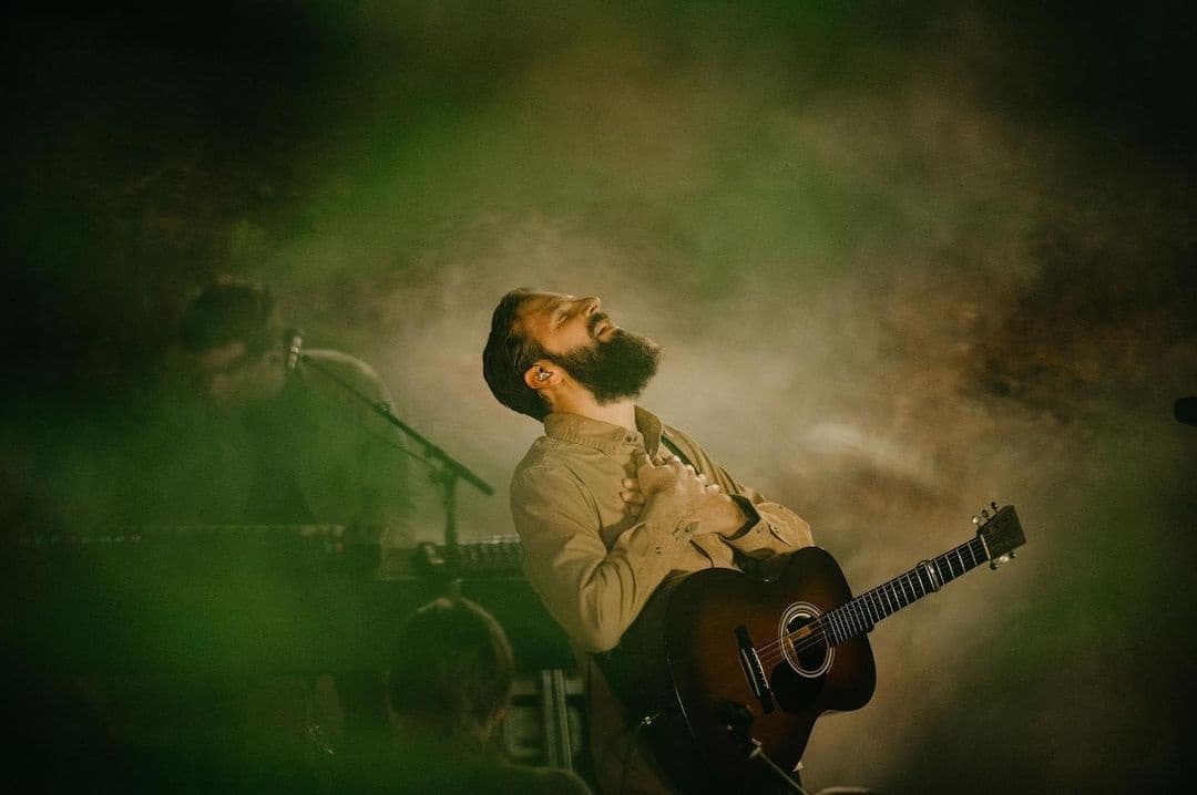 Lirik Lagu dan Chord Gitar <i>Goodness of God</i> dari Bethel Music Lirik Lagu dan Chord Gitar <i>Goodness of God</i> dari Bethel Music