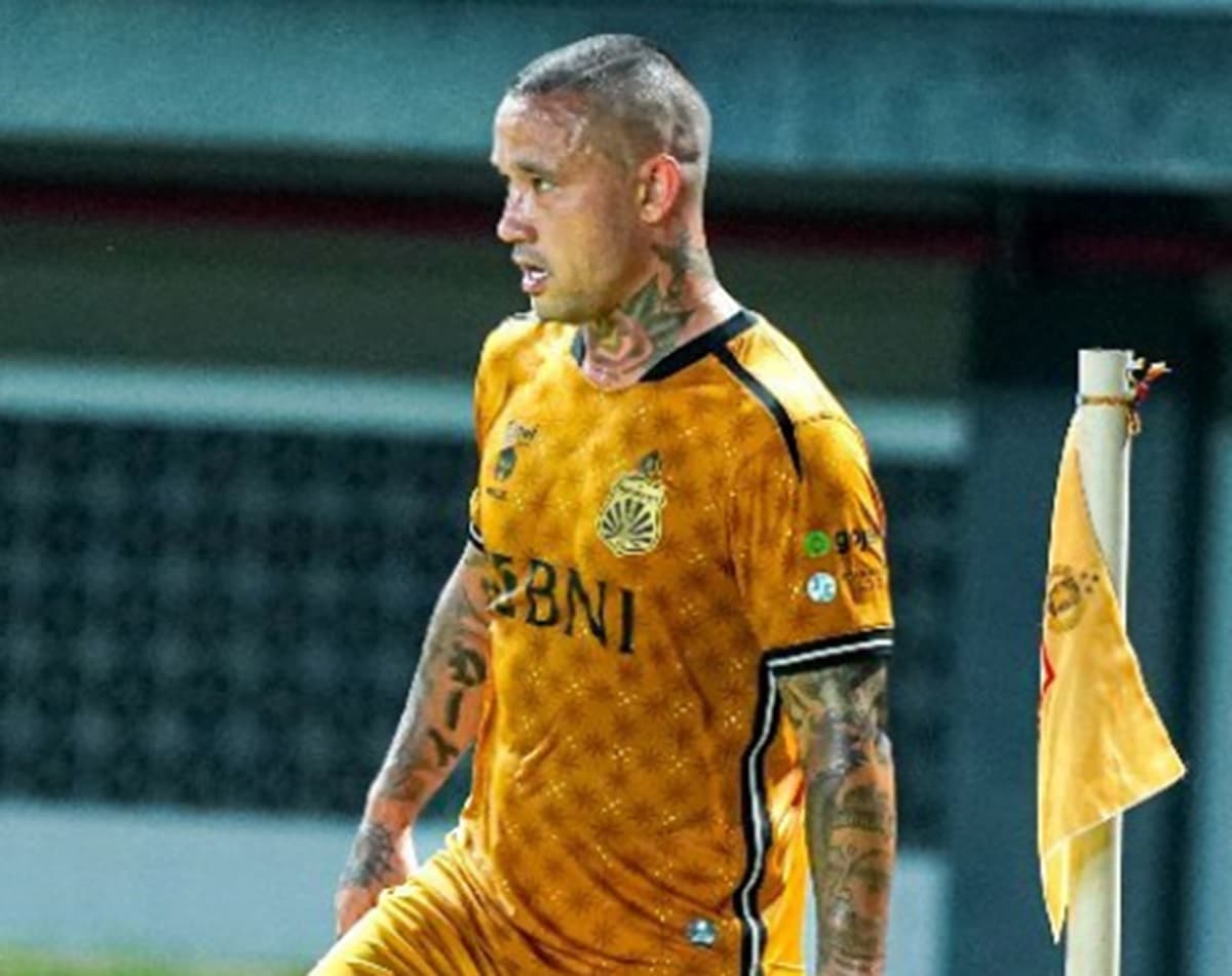 Kata-Kata Radja Nainggolan Usai Tampil Pertama Kali Bersama Bhayangkara FC di Liga 1 Indonesia Kata-Kata Radja Nainggolan Usai Tampil Pertama Kali Bersama Bhayangkara FC di Liga 1 Indonesia