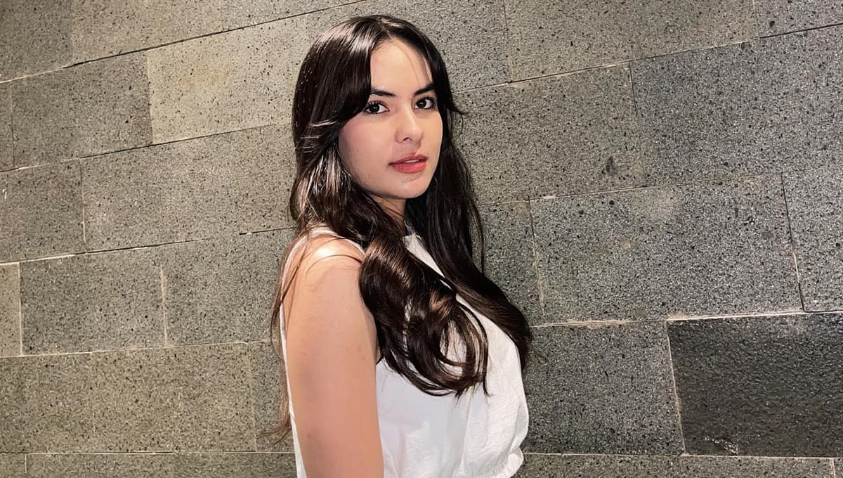 Potret Cantik Steffi Zamora yang Diisukan Dekat dengan Asnawi Mangkualam Potret Cantik Steffi Zamora yang Diisukan Dekat dengan Asnawi Mangkualam