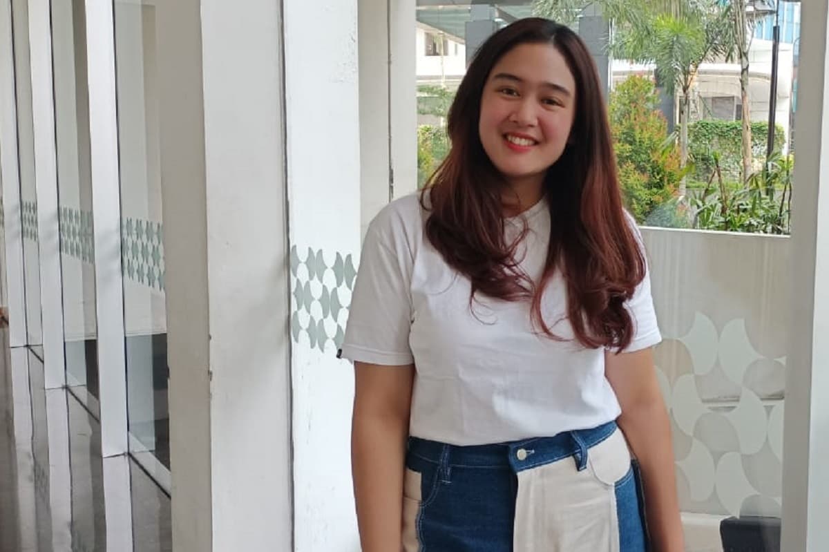 Mengenal Asya, Penyanyi Cantik Putri Sambung Hesti Purwadinata Mengenal Asya, Penyanyi Cantik Putri Sambung Hesti Purwadinata