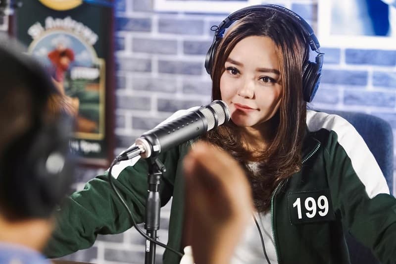 Gita Sinaga: Pindah Agama demi Pasangan Itu <i>Stupid</i>! Gita Sinaga: Pindah Agama demi Pasangan Itu <i>Stupid</i>!