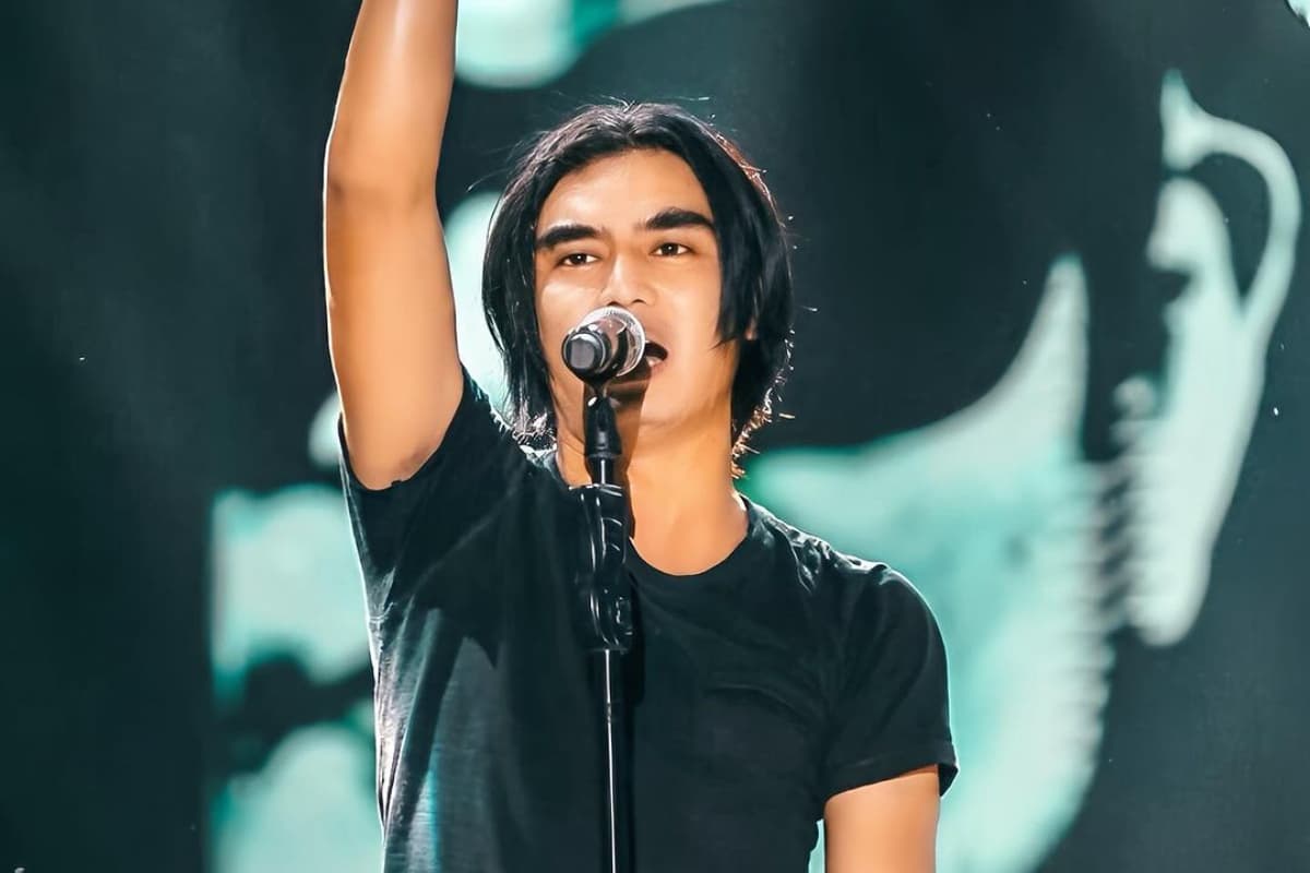 Charly Van Houten Dikaruniai Anak Ketiga Setelah Penantian 5 Tahun Charly Van Houten Dikaruniai Anak Ketiga Setelah Penantian 5 Tahun