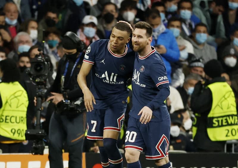 Kisah Kylian Mbappe yang Rindu Main Bareng Lionel Messi, Sebut Setim dengan La Pulga Jadi Hal yang Spesial Kisah Kylian Mbappe yang Rindu Main Bareng Lionel Messi, Sebut Setim dengan La Pulga Jadi Hal yang Spesial