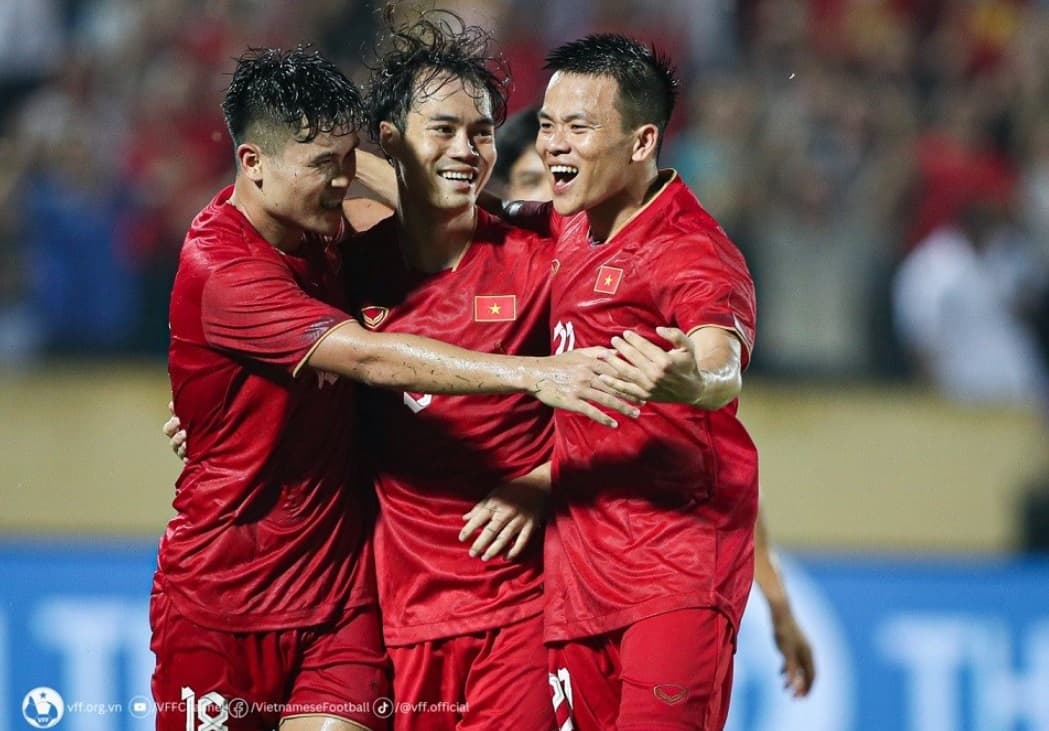 Timnas Indonesia Tengah Main Buruk, Pengamat Sepakbola Vietnam Berharap <i>Golden Star Warriors</i> Tak Anggap Enteng Garuda Timnas Indonesia Tengah Main Buruk, Pengamat Sepakbola Vietnam Berharap <i>Golden Star Warriors</i> Tak Anggap Enteng Garuda