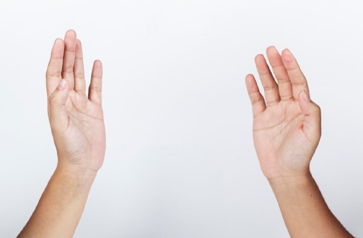 Telapak Tangan Selalu Berkeringat Tanda Lemah Jantung dan Paru-Paru Basah? Ini Faktanya Telapak Tangan Selalu Berkeringat Tanda Lemah Jantung dan Paru-Paru Basah? Ini Faktanya