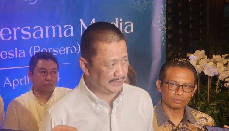 Temui KPPU, Bos Garuda Indonesia Tegaskan Tak Ada Kartel Tiket Pesawat Temui KPPU, Bos Garuda Indonesia Tegaskan Tak Ada Kartel Tiket Pesawat