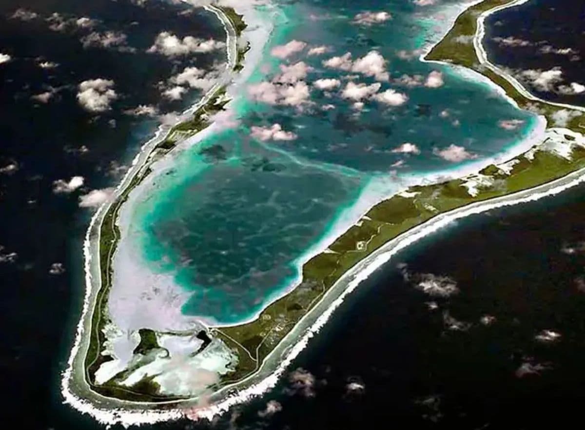 Mengulik Pulau Misterius Diego Garcia, Misteri Rahasia Militer Inggris-AS Mengulik Pulau Misterius Diego Garcia, Misteri Rahasia Militer Inggris-AS