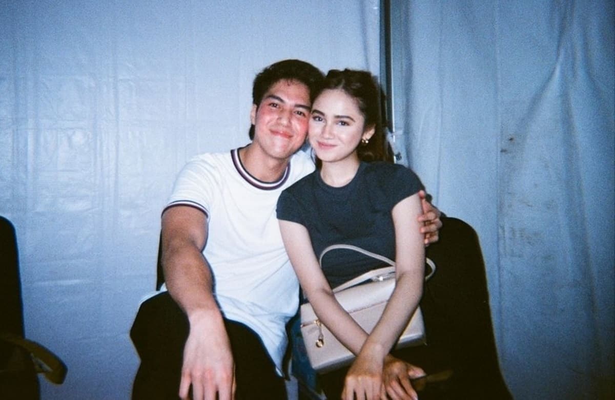 Syifa Hadju Dihujat Netizen Usai Ceritakan Awal PDKT dengan El Rumi Syifa Hadju Dihujat Netizen Usai Ceritakan Awal PDKT dengan El Rumi