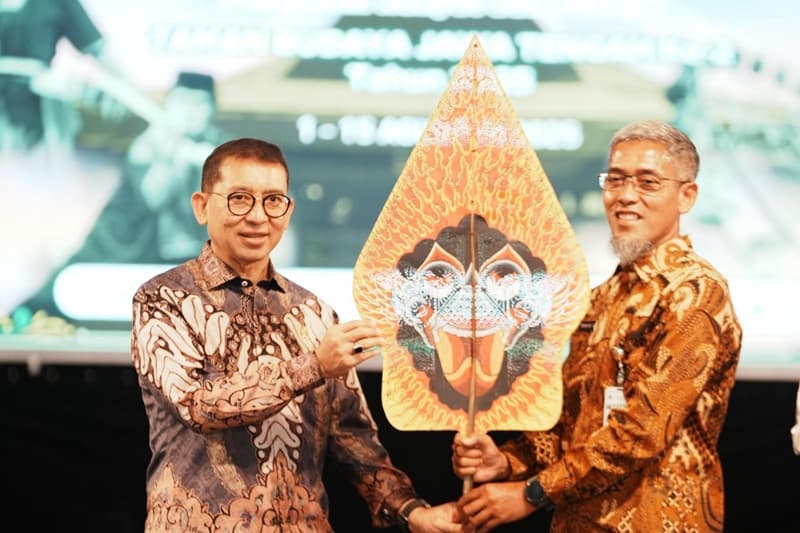 Menbud Resmikan Pasar Raya Taman Budaya Jawa Tengah ke-2, Upaya Perkuat Ekosistem Budaya Menbud Resmikan Pasar Raya Taman Budaya Jawa Tengah ke-2, Upaya Perkuat Ekosistem Budaya