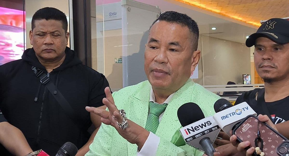 Tom Lembong Dapat Abolisi, Hotman: Setengah Mati Saya Kirim WA ke Ring 1 Istana Tom Lembong Dapat Abolisi, Hotman: Setengah Mati Saya Kirim WA ke Ring 1 Istana