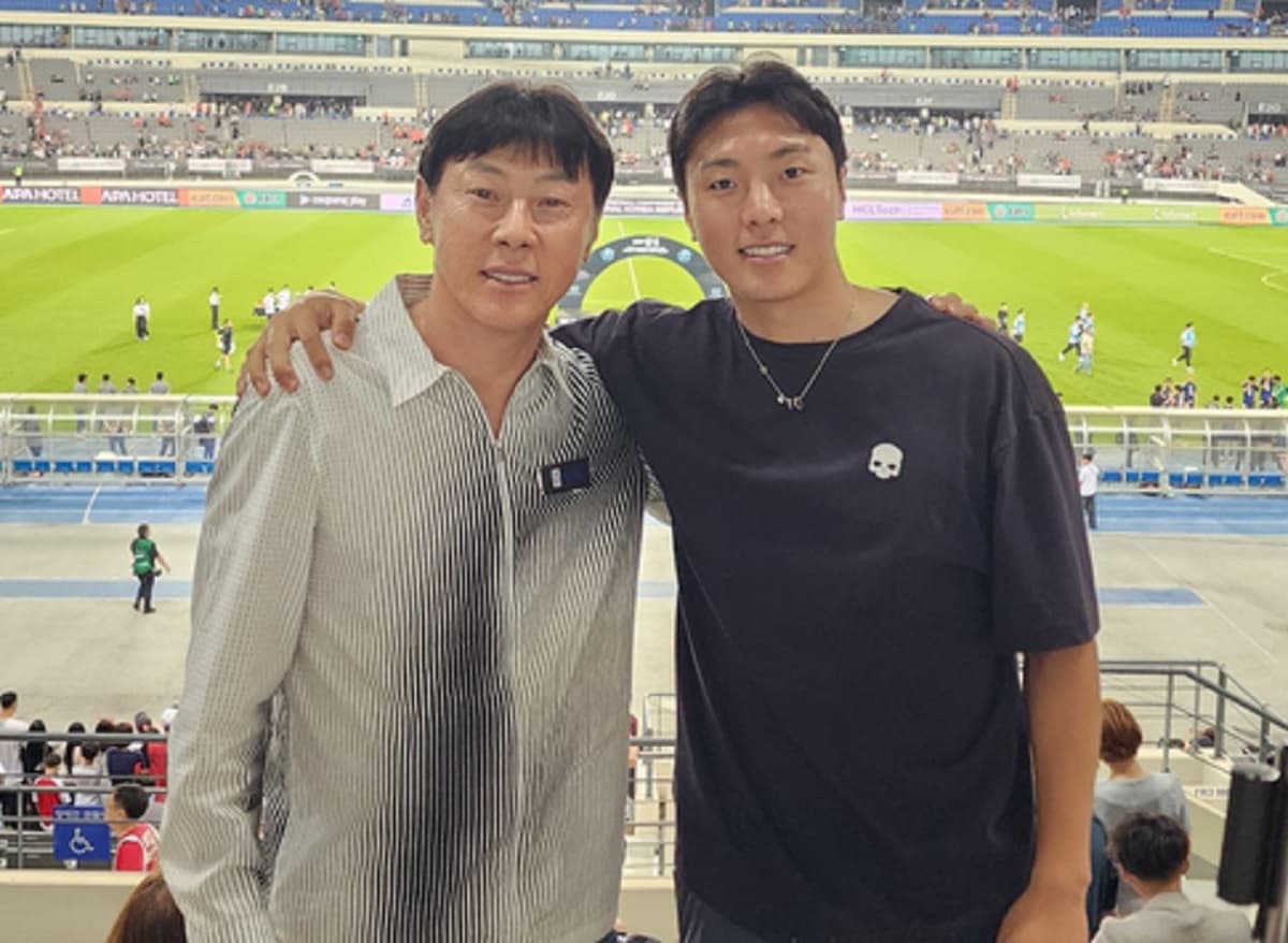 Kim Pan-gon Tolak Dipecat Ulsan HD, Shin Tae-yong Gagal Latih Raksasa Korea Selatan? Kim Pan-gon Tolak Dipecat Ulsan HD, Shin Tae-yong Gagal Latih Raksasa Korea Selatan?