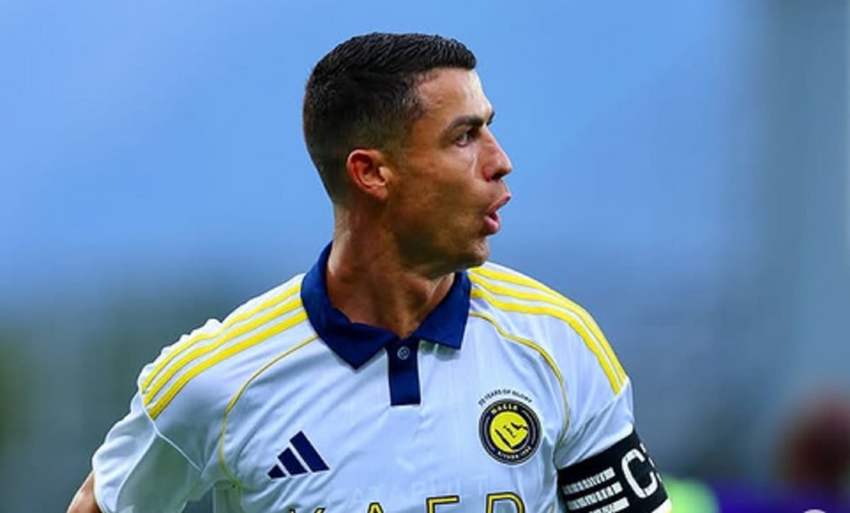 Cristiano Ronaldo Pecat Pemain Al Nassr Aymeric Laporte karena Kritik Arab Saudi? Cristiano Ronaldo Pecat Pemain Al Nassr Aymeric Laporte karena Kritik Arab Saudi?