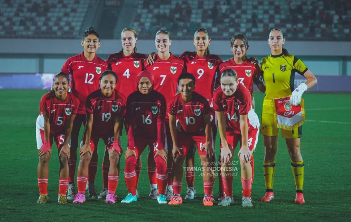 14 Pesepakbola Putri Timnas Indonesia yang Berkarier di Luar Negeri, Nomor 1 Claudia Scheunemann 14 Pesepakbola Putri Timnas Indonesia yang Berkarier di Luar Negeri, Nomor 1 Claudia Scheunemann