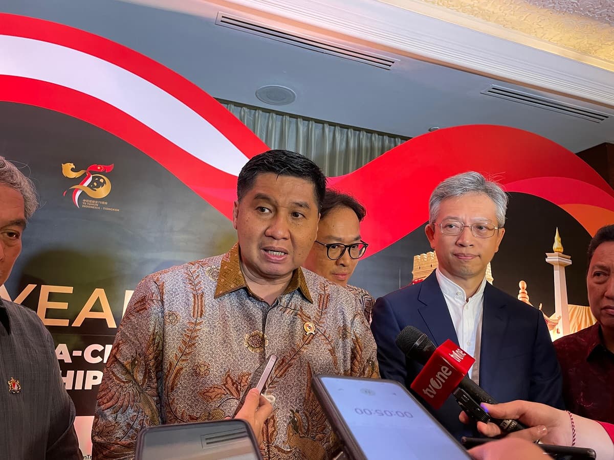 Menteri Ara Ungkap Posisi Indonesia di Antara AS dan China Menteri Ara Ungkap Posisi Indonesia di Antara AS dan China