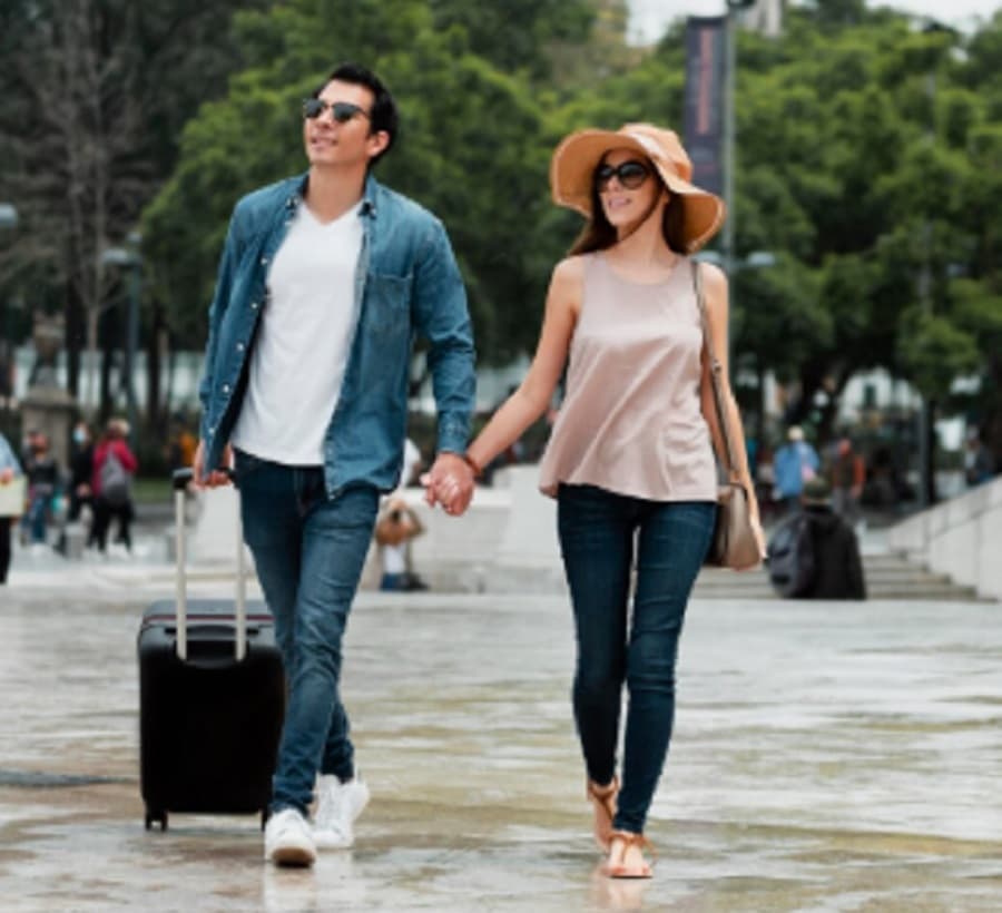 Riset: Suami yang Ajak Istrinya Jalan-Jalan Hidupnya Lebih Sehat Riset: Suami yang Ajak Istrinya Jalan-Jalan Hidupnya Lebih Sehat