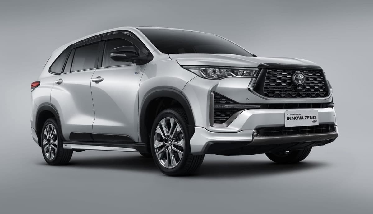 Diam-Diam Toyota Kijang Innova Zenix Dapat Penyegaran, Intip Ubahannya Diam-Diam Toyota Kijang Innova Zenix Dapat Penyegaran, Intip Ubahannya