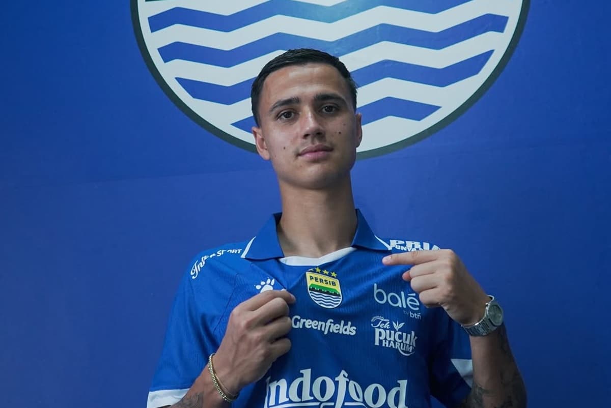 Pelatih Bali United Akui Ingin Reuni dengan Eliano Reijnders Sebelum Diambil Persib Bandung Pelatih Bali United Akui Ingin Reuni dengan Eliano Reijnders Sebelum Diambil Persib Bandung