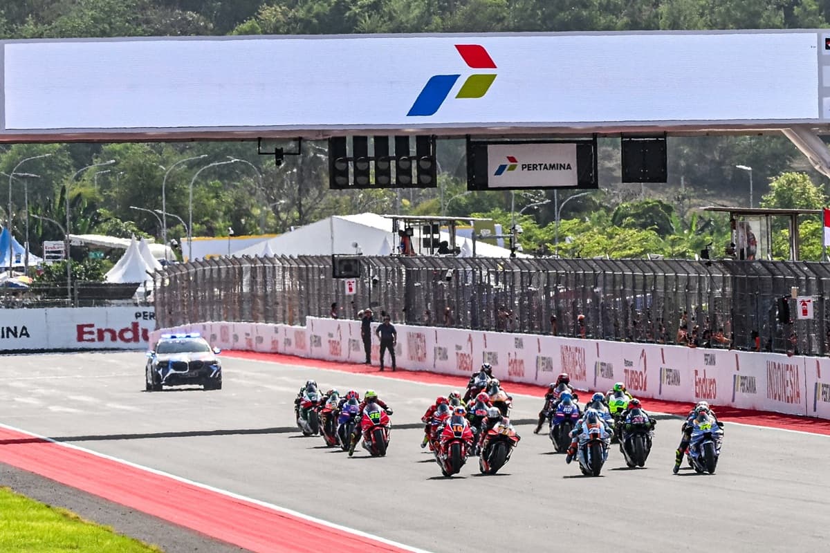 3 Pembalap yang Dipastikan Absen di MotoGP Australia dan Malaysia 2025, Nomor 1 Gara-Gara Sirkuit Mandalika! 3 Pembalap yang Dipastikan Absen di MotoGP Australia dan Malaysia 2025, Nomor 1 Gara-Gara Sirkuit Mandalika!