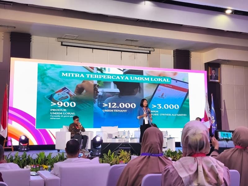 Ritel dan UMKM Bersanding, Bukan Bersaing: Aprindo Tegaskan Komitmen Tumbuh Bersama Ritel dan UMKM Bersanding, Bukan Bersaing: Aprindo Tegaskan Komitmen Tumbuh Bersama