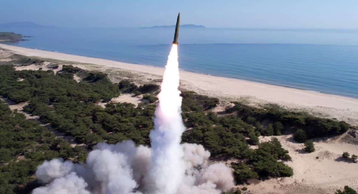 Korut Tembakkan Rudal Balistik ke Laut, Rudal Diduga Jatuh Dekat Wilayah Jepang Korut Tembakkan Rudal Balistik ke Laut, Rudal Diduga Jatuh Dekat Wilayah Jepang