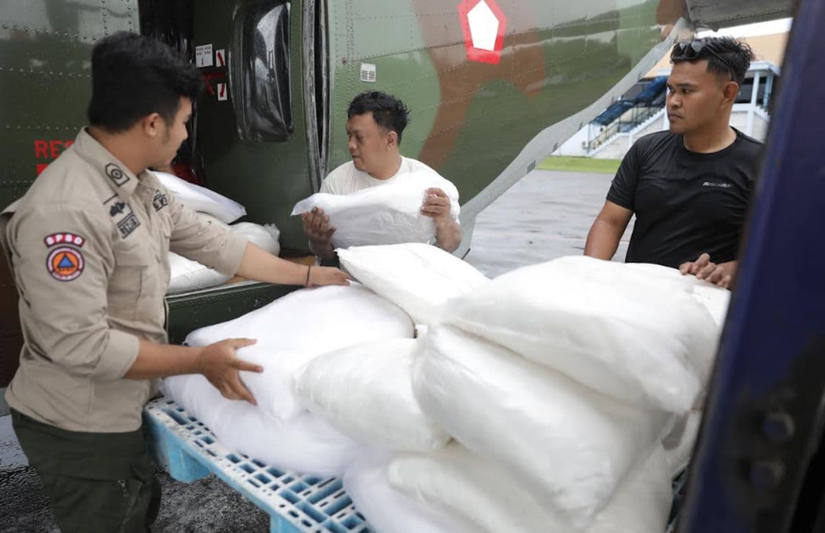 Antisipasi Cuaca Ekstrem, Pemprov Jakarta Tabur 2 Ribu Kg Garam di Langit Antisipasi Cuaca Ekstrem, Pemprov Jakarta Tabur 2 Ribu Kg Garam di Langit