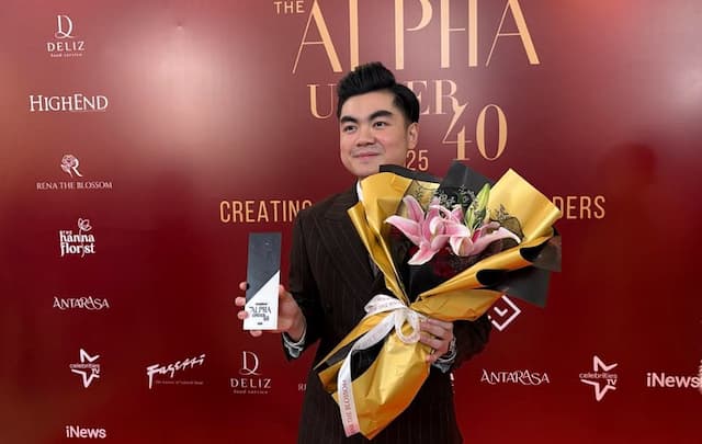 Raih Penghargaan The Alpha Under 40 2025, Samuel Christ Ajak Anak Muda Tak Takut Bermimpi Raih Penghargaan The Alpha Under 40 2025, Samuel Christ Ajak Anak Muda Tak Takut Bermimpi