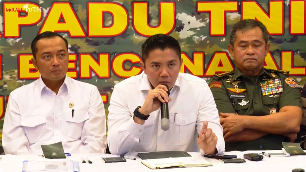 Seskab Teddy: Selain Cuaca Ekstrem, Kerusakan Lingkungan Perparah Bencana Sumatera! Seskab Teddy: Selain Cuaca Ekstrem, Kerusakan Lingkungan Perparah Bencana Sumatera!