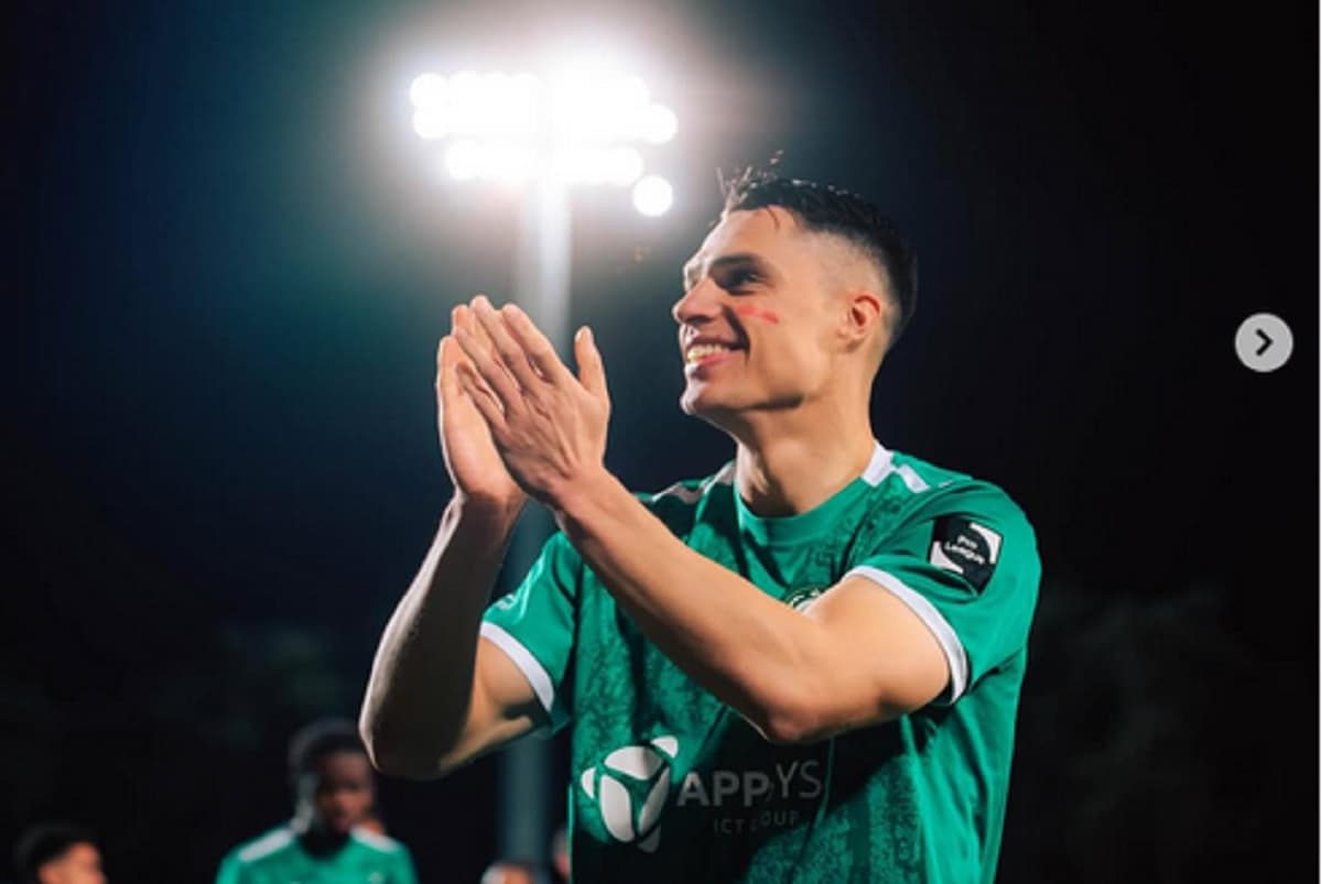 Segini Uang yang Harus Disiapkan Persib Bandung untuk Datangkan Joey Pelupessy pada Januari 2026 Segini Uang yang Harus Disiapkan Persib Bandung untuk Datangkan Joey Pelupessy pada Januari 2026