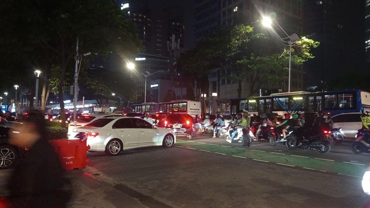 Lalu Lintas Sekitar GBK Padat Usai Perayaan Natal Tiberias Lalu Lintas Sekitar GBK Padat Usai Perayaan Natal Tiberias