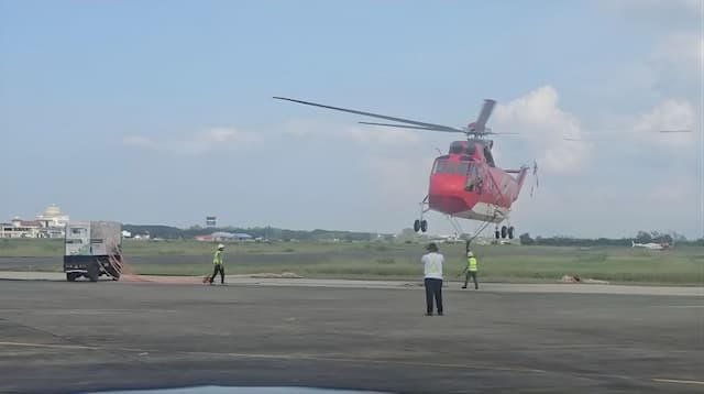 Genset Raksasa Dikirim ke RSUD Takengon Pakai Heli, Pulihkan Layanan Kesehatan di Aceh Genset Raksasa Dikirim ke RSUD Takengon Pakai Heli, Pulihkan Layanan Kesehatan di Aceh