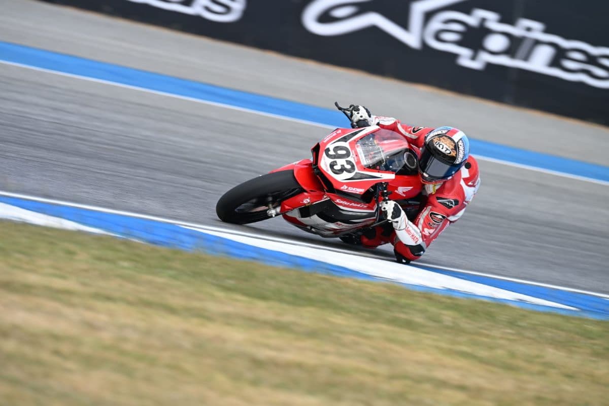 Hasil Kualifikasi ARRC 2025: Arbi Aditama Start Posisi 2, Adenanta Putra Harus Kerja Keras Hasil Kualifikasi ARRC 2025: Arbi Aditama Start Posisi 2, Adenanta Putra Harus Kerja Keras