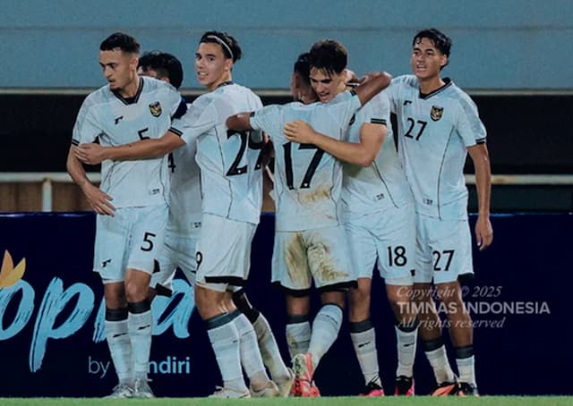 Timnas Indonesia U-22 Saling Menguatkan, Ini yang Dilakukan Ivar Jenner Cs Usai Tersingkir di SEA Games 2025 Timnas Indonesia U-22 Saling Menguatkan, Ini yang Dilakukan Ivar Jenner Cs Usai Tersingkir di SEA Games 2025