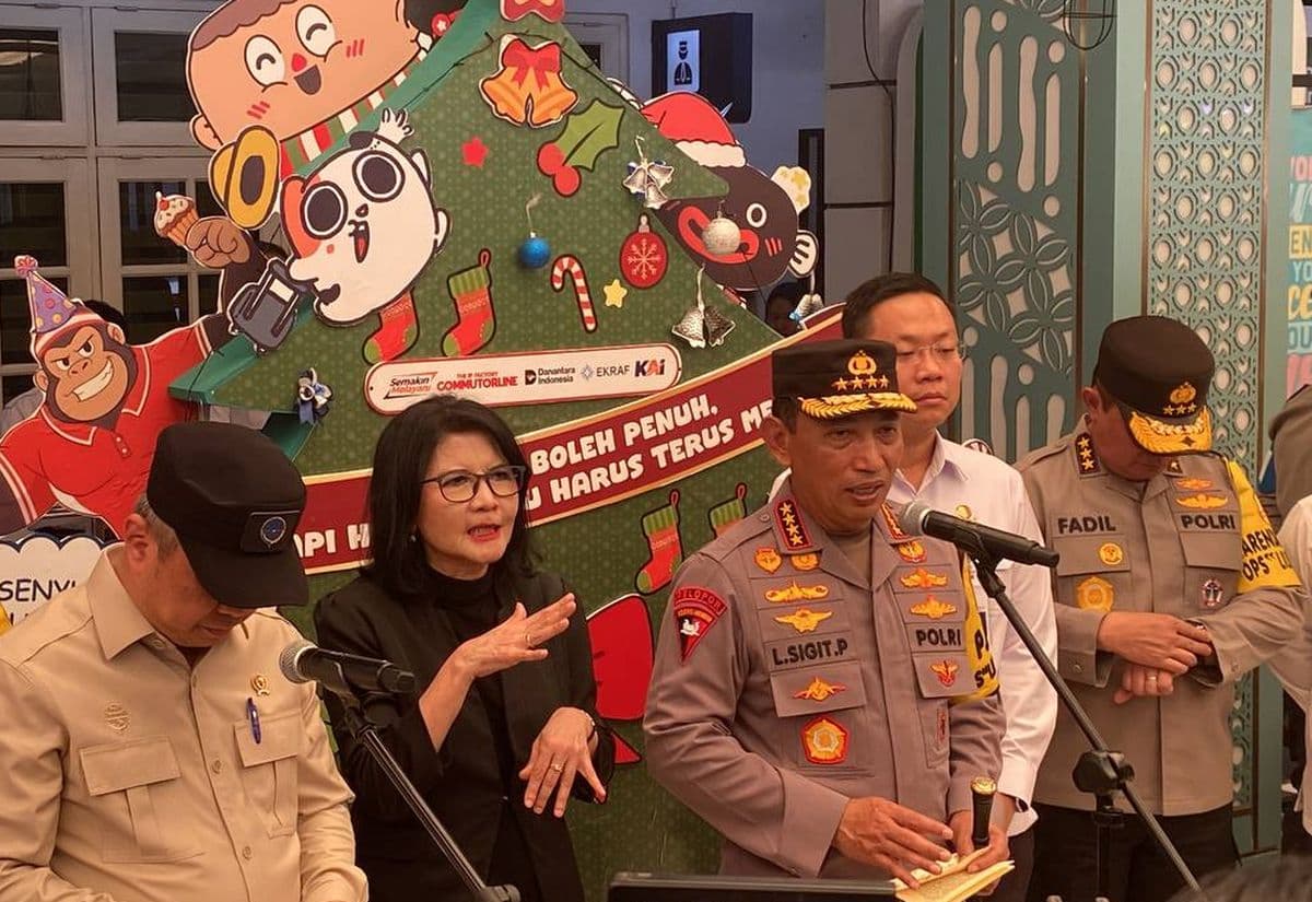 Kapolri: 234 Ribu Personel Disiagakan Jaga Pos dan Tempat Ibadah Selama Nataru Kapolri: 234 Ribu Personel Disiagakan Jaga Pos dan Tempat Ibadah Selama Nataru