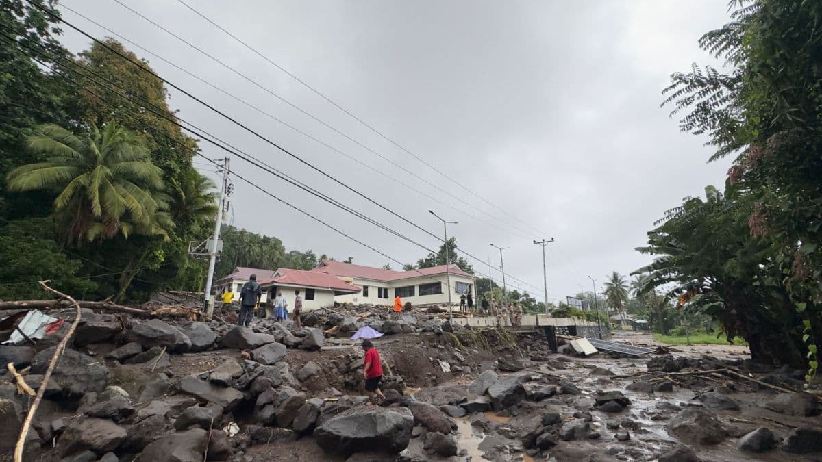Korban Tewas Banjir Bandang Sitaro Sulut Bertambah Jadi 16 Orang Korban Tewas Banjir Bandang Sitaro Sulut Bertambah Jadi 16 Orang