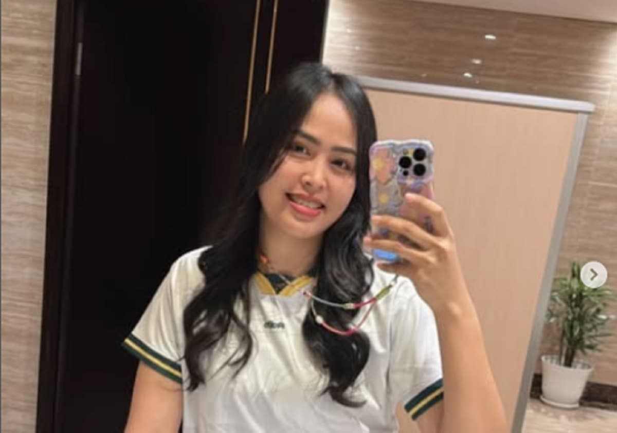 Kisah Rika Dwi Latri, Pevoli Supercantik Tim Gresik Phonska Plus Pupuk Indonesia yang Disebut Mirip Penyanyi Raisa Kisah Rika Dwi Latri, Pevoli Supercantik Tim Gresik Phonska Plus Pupuk Indonesia yang Disebut Mirip Penyanyi Raisa