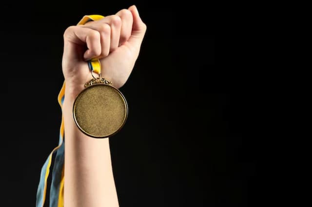 Kisah Siswa Berprestasi Raih Medali Emas di Ajang Inovasi Asia Kisah Siswa Berprestasi Raih Medali Emas di Ajang Inovasi Asia