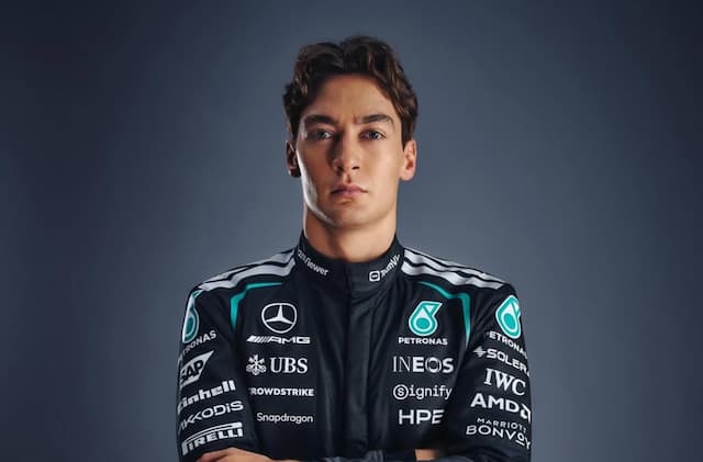 George Russell Blak-blakan Tantang Max Verstappen Duel untuk Gelar Juara F1 2026 George Russell Blak-blakan Tantang Max Verstappen Duel untuk Gelar Juara F1 2026