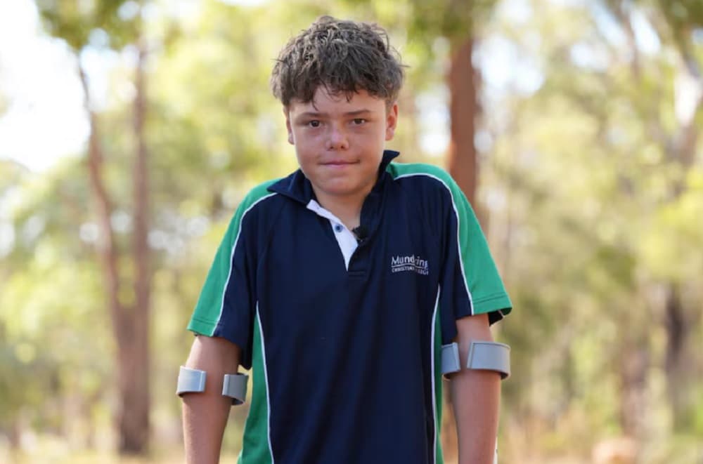 Remaja 13 Tahun Berenang 4 Jam di Laut Demi Selamatkan Ibu dan Adik-Adiknya Remaja 13 Tahun Berenang 4 Jam di Laut Demi Selamatkan Ibu dan Adik-Adiknya